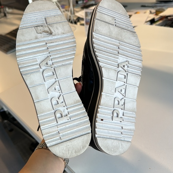 Prada Black leather Platform Oxford size 35 - Picture 4 of 4